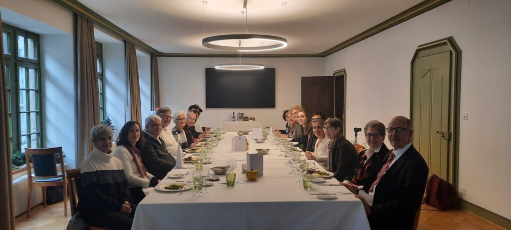 Die Blindsingers am gemeinsamen Essen